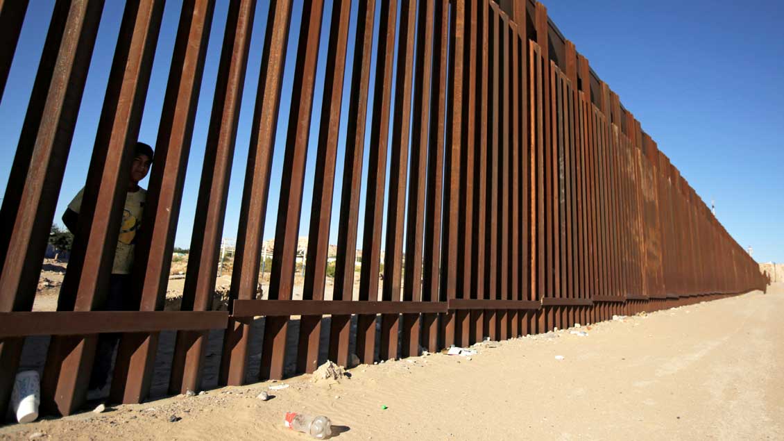 Grenzbarrieren der USA zu Mexiko