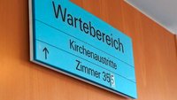 Schild Kirchenaustritt