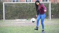 Vitoria Oliveira beim Fußballspielen