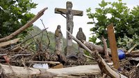 Ein Kruzifix in der Ortschaft Rech in der Eifel