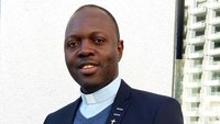 Pfarrer Thaddeus Ejiofor Eze.