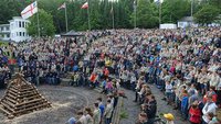 4.000 Pfadfinder feierten bei ihrem Bundeslager im Westerwald gemeinsam den Pfingstgottesdienst.