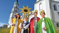 Sternsinger vor Kirche in Kempten