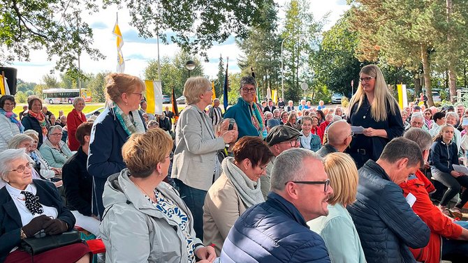 Gemeindemitglieder stellten zum Auftakt des Pastoralen Raums Borken-Heiden-Raesfeld ihre jeweiligen Pfarreien vor.