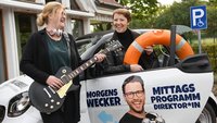 Mal Schwimm-, mal Musiklehrer – die Aufgaben in der Heilerziehungspflege sind vielseitig.