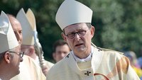Der Kölner Kardinal Rainer Maria Woelki, hier auf dem Katholikentag in Münster 2018, widerspricht dem Hildesheimer Bischof Heiner Wilmer in der Debatte über sexuellen Missbrauch.