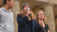 Luisa Neubauer bei einer Demonstration