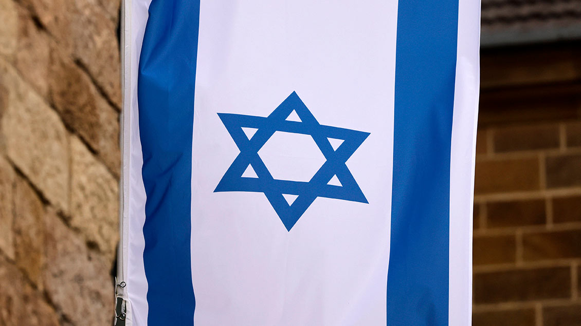  Attacken auf Israel-Flaggen an Kirchen in