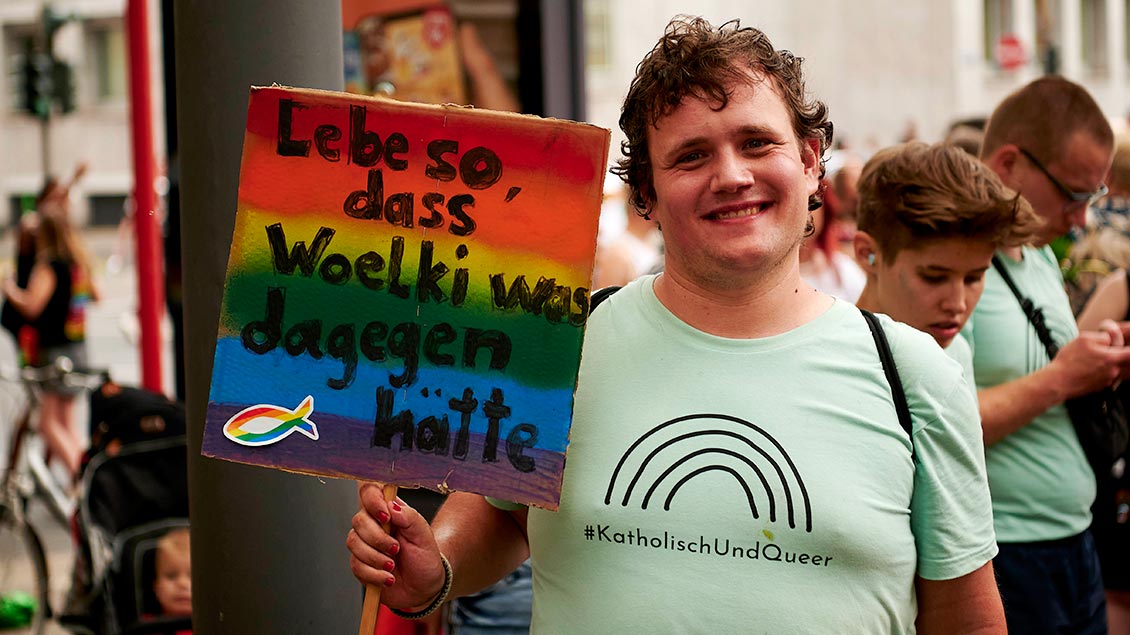 Demonstrant beim CSD in Köln